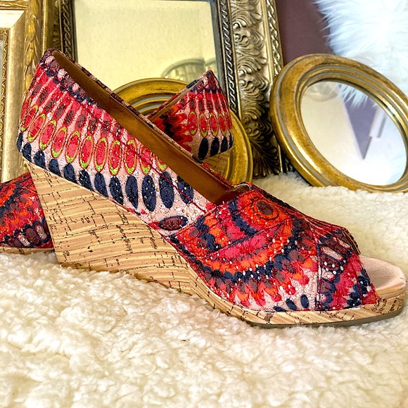 Faded Glory Open-toe Pumps SZ-8 EUC - Picture 5 of 12